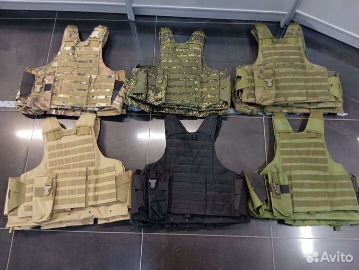 Бронежилет с подсумками ciras