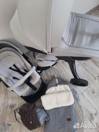 Коляска Stokke Xplory v5 2 в 1