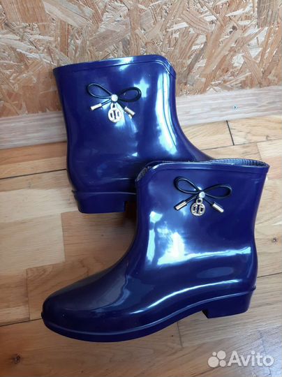 Резиновые сапоги новые женские