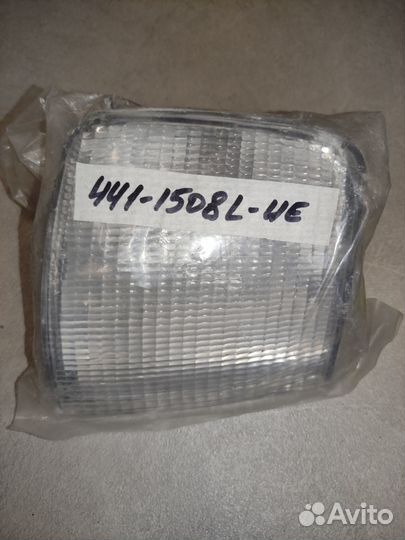 Фонарь указателя поворота лев (белый) VW: passat B