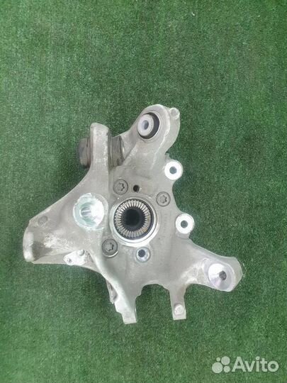 Кулак задний правый BMW M8 F91 (2019-н.в.)