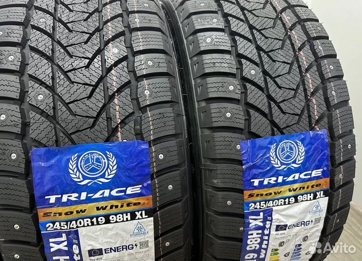 Tri Ace Snow White II 245/40 R19 и 275/35 R19 54J