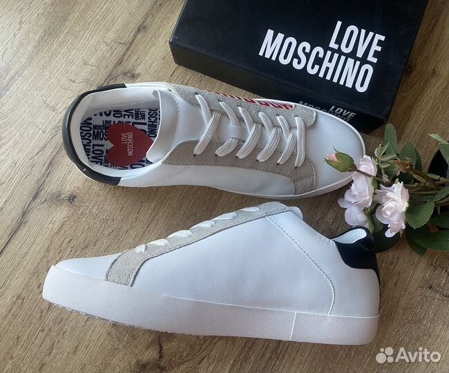 Кеды белые новые кожа Love Moschino 39 р. оригинал