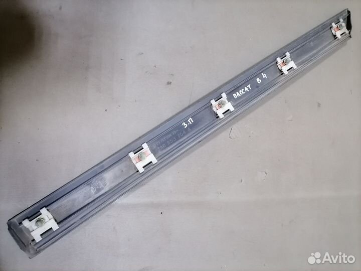 Накладка двери зад.правый VW Passat B4 1993-1997