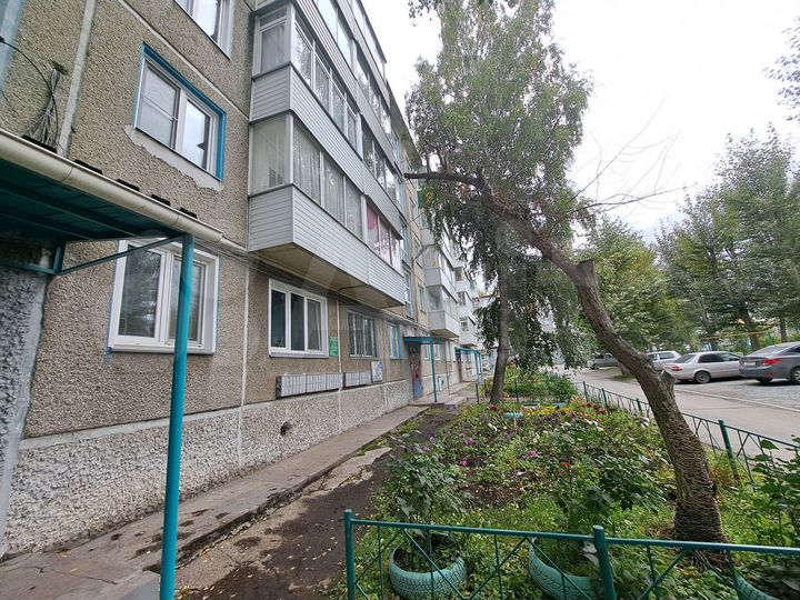 2-к. квартира, 48 м², 1/5 эт.