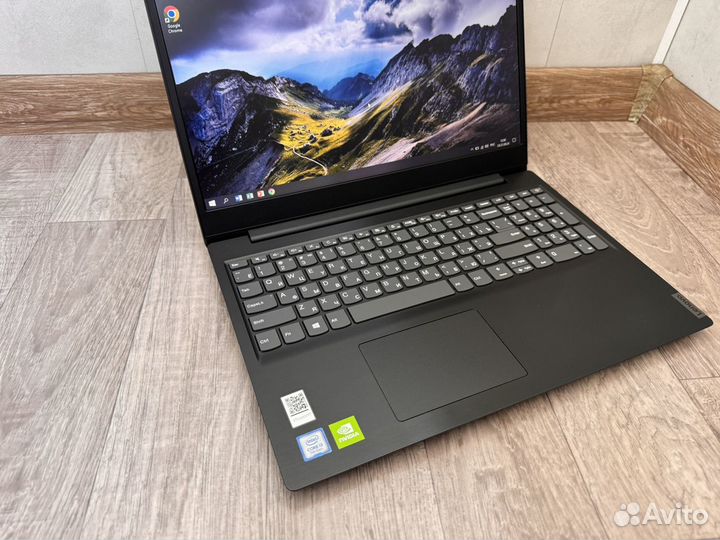 Lenovo S145 (Core i3-7020U/Nvidia мх110/DDR4 12Gb)