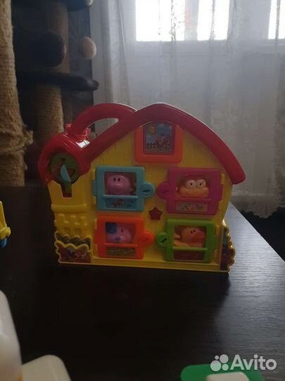 Развивающий кубик и прочие игрушки