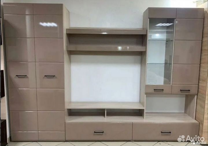 Стенка в гостиную Ненси-1