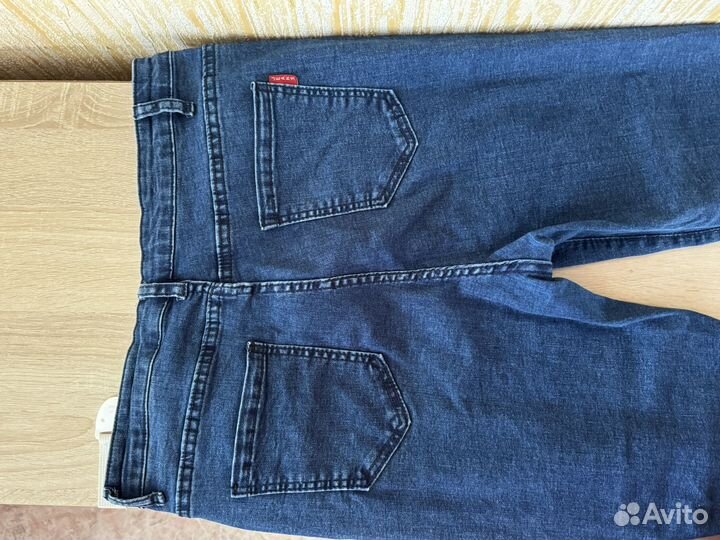 Джинсы