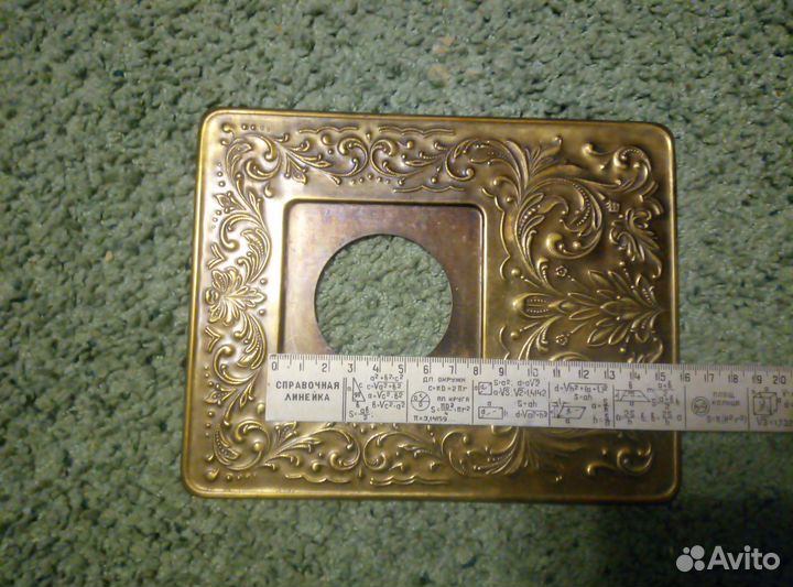 Антикварные рамки для розеток