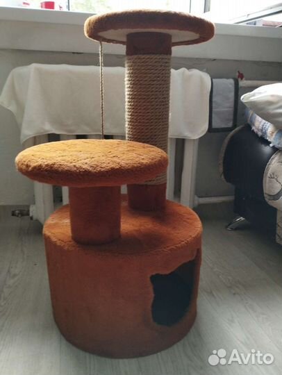 Домик для кошки с когтеточкой