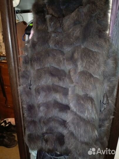 Меховая жилетка из песца