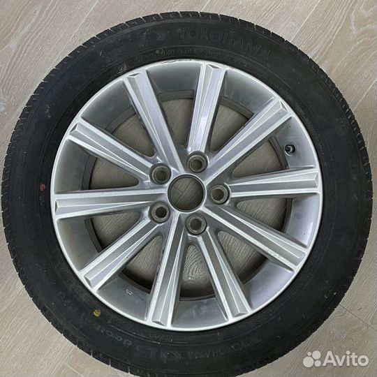 Колесо на Camry