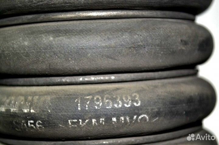 Патрубок интеркулера резиновый scania P-series (01