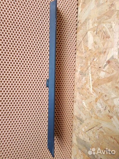 Распорка кузова передняя левая Audi A8 D4 long 4.2