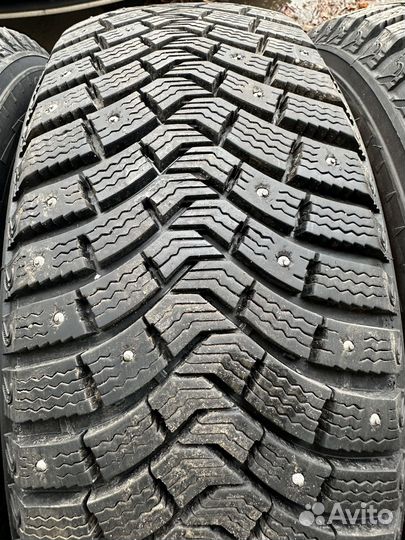 Michelin Latitude X-Ice North 2 215/70 R16 100T