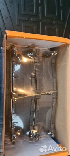 Колодки передние на camry 55