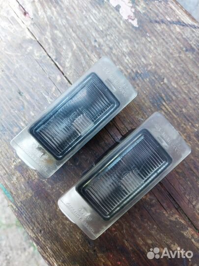 Фонарь подсветки номера Лада Веста универсал