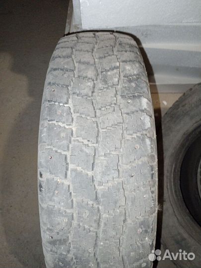 Nokian Tyres Hakkapeliitta 10 245/75 R16