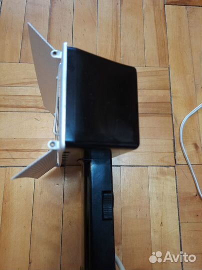 Киноосветитель норма KV-1000