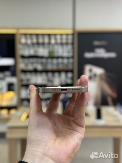 iPhone 16 Pro, 256 ГБ