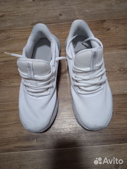 Кроссовки nike