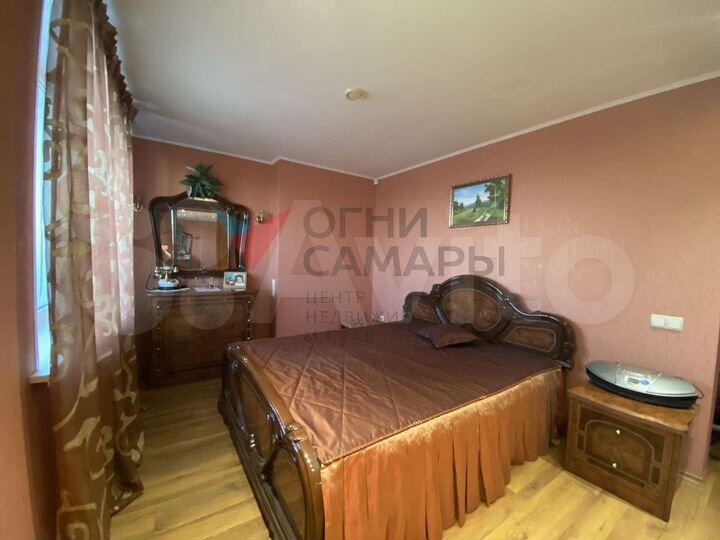 4-к. квартира, 115 м², 9/9 эт.