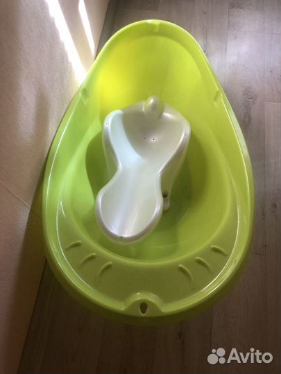 Ванночка для купания с горкой