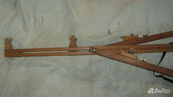 Мольберт тренога