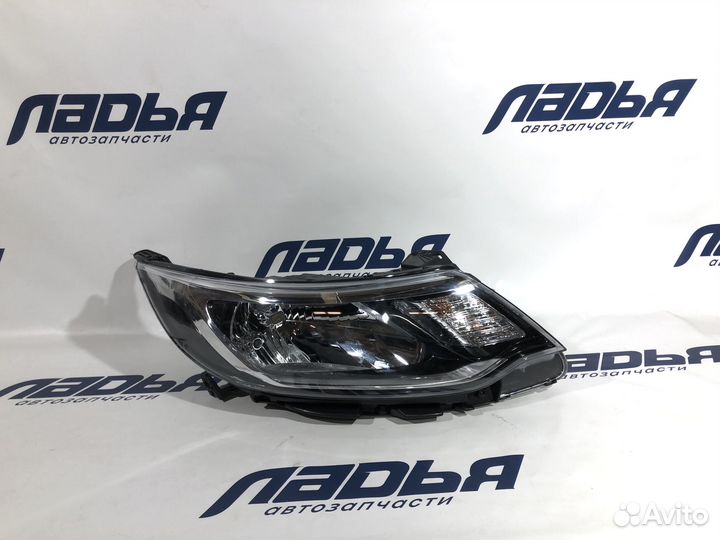 Фара Kia Rio(15) правая
