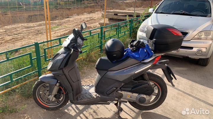 Априлиа яспортсити 250