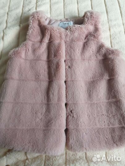 Меховой жилет для девочки