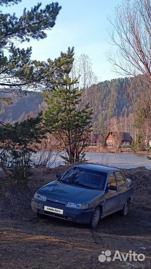 ВАЗ 2110 1.5 МТ, 2001, битый, 400 000 км