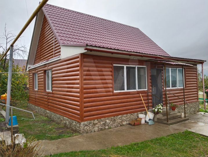 Дом 63 м² на участке 14,1 сот.