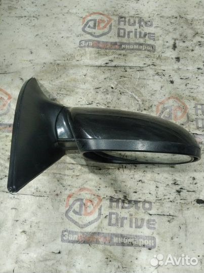Зеркало заднего вида боковое правое Hyundai I30 FD