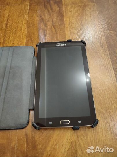 Новый планшет Samsung TAB 3 + чехол