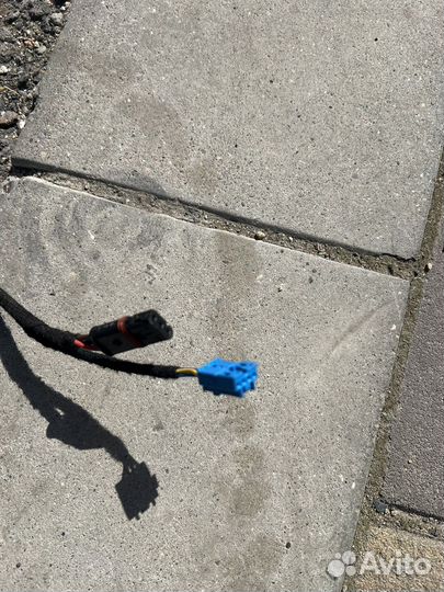 Амортизатор багажника porsche panamera 970 2011