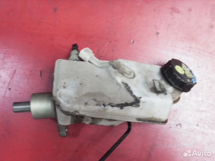 Цилиндр тормозной главный 1547478 Ford Focus 2 CB4