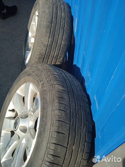Bridgestone Dueler H/P 215/65 R16 98H