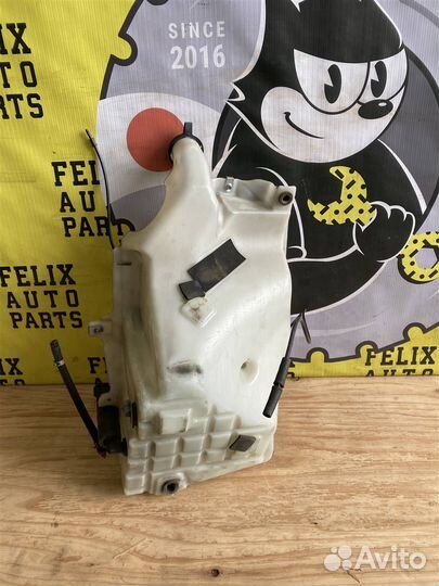 Бачок омывателя Chevrolet TrailBlazer 2001-2010