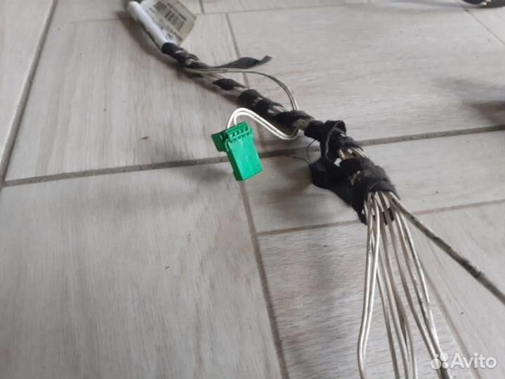 Проводка двери багажника Volvo XC90 2002-2014