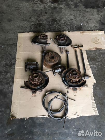 Поворотный кулак Toyota Windom MCV21