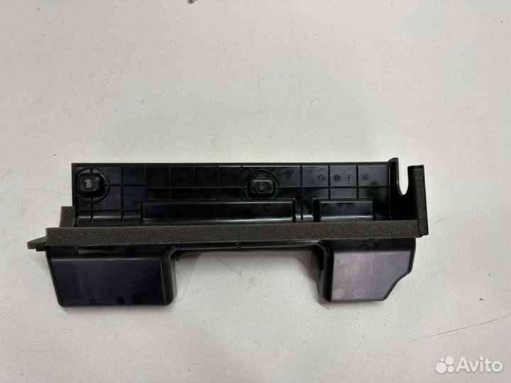 Пыльник радиатора передний Hyundai Solaris 2