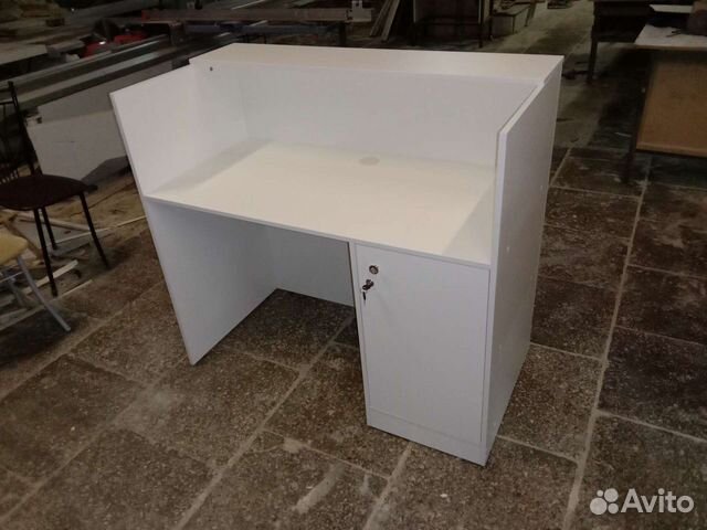 Стойка ресепшн, новая