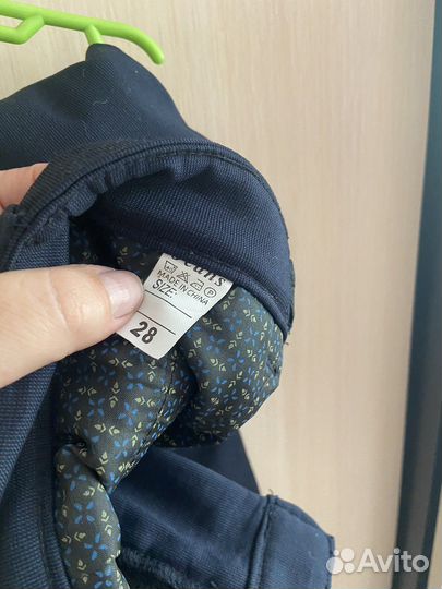 Джинсы размер 28, новые