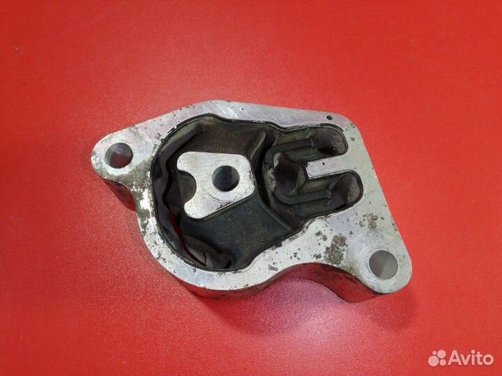 Подушка двигателя задняя Nissan Teana TNJ32 QR25DE