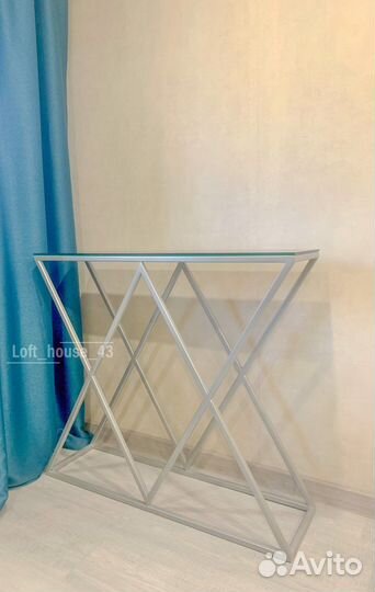 Туалетный столик