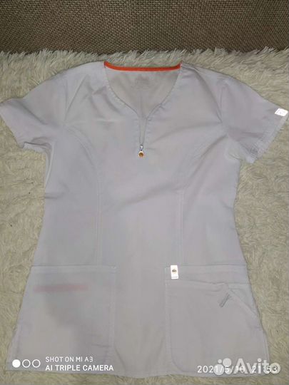 Медицинский костюм женский