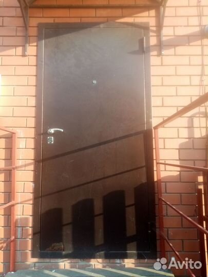 Продаю дверь