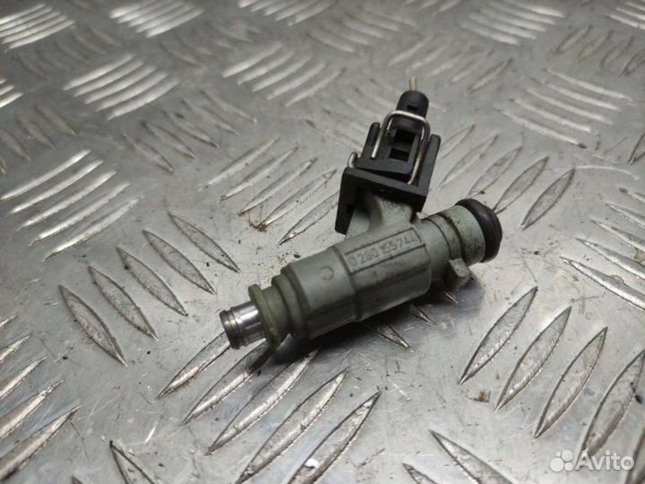 Форсунка Mercedes Ml W163 джип 4.3 2001